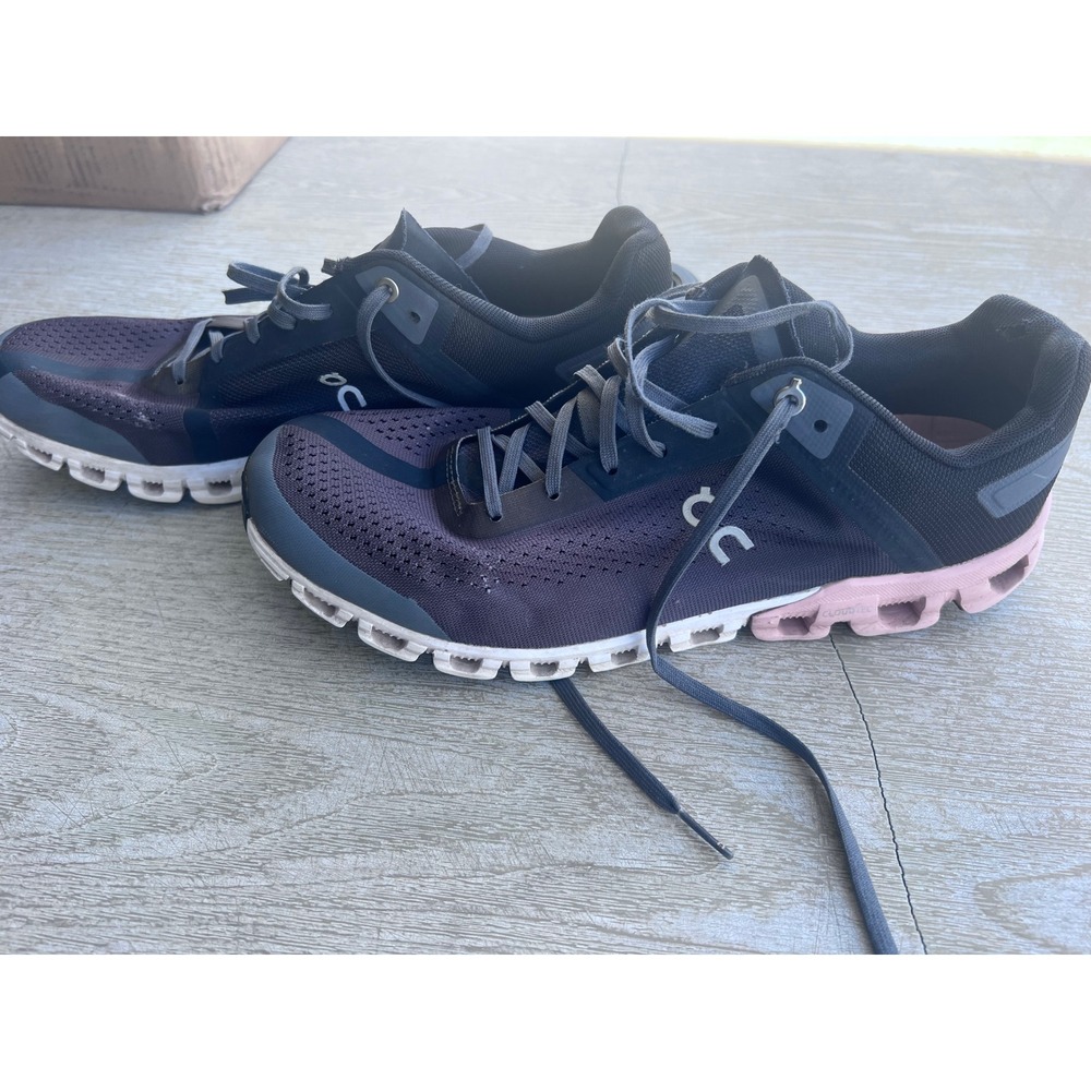 On Running Cloudflow Womens‎ 10.5 Black Pink Swiss Engineering Running Shoes